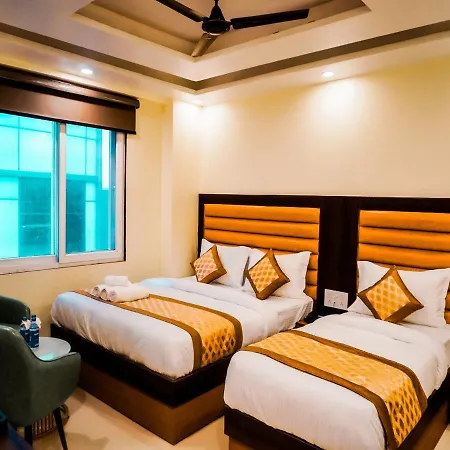 The Royal Rosette - 1 Minute From New Delhi Railway Station Hotel